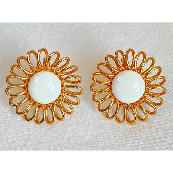 Emmons Sunflower Earrings Large Gold Tone And White Cabochon Clip on - Picture 1 of 5